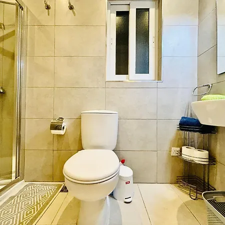Апартаменты Stylish 2 Bedrooms In Gzira